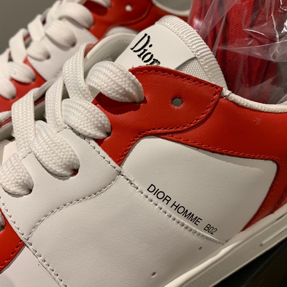 DIOR B02 SNEAKERS